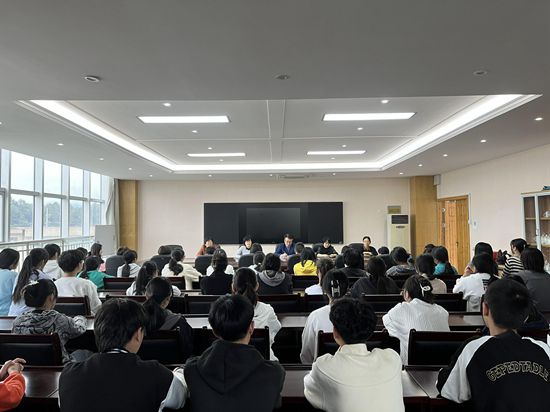 黄山旅游管理学校创业培训动员会