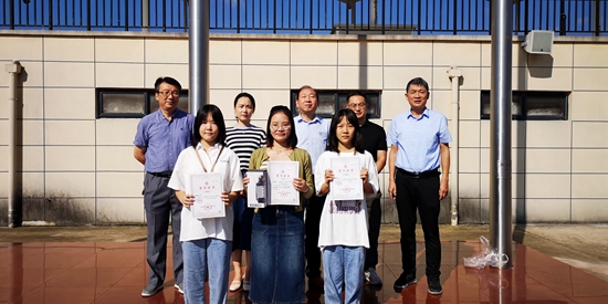 黄山旅游管理学校举行第二十二届 世界华人学生作文大赛颁奖仪式