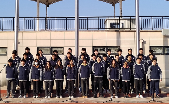 国旗下的思政课