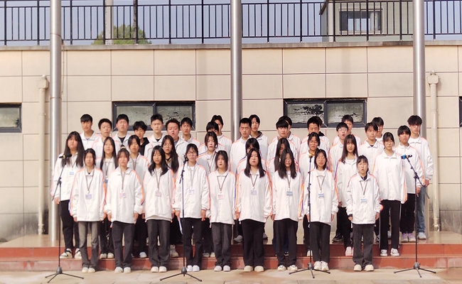 国旗下的思政课