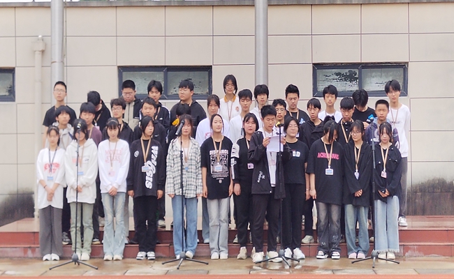 国旗下的思政课