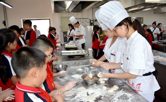 职教活动周 黄山旅游管理学校精彩五月