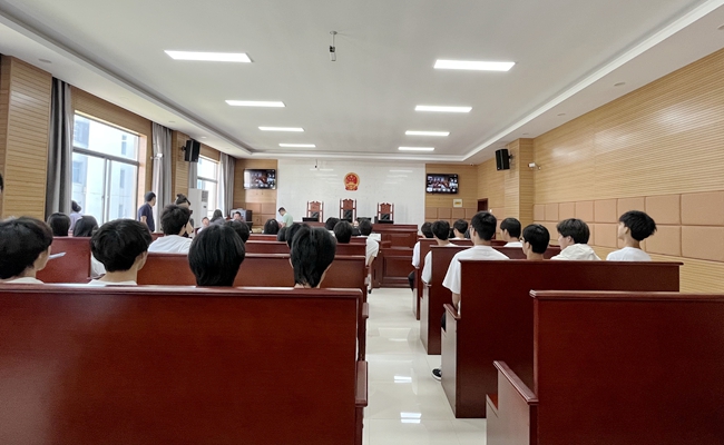 黄山旅游管理学校开展法治教育实践活动